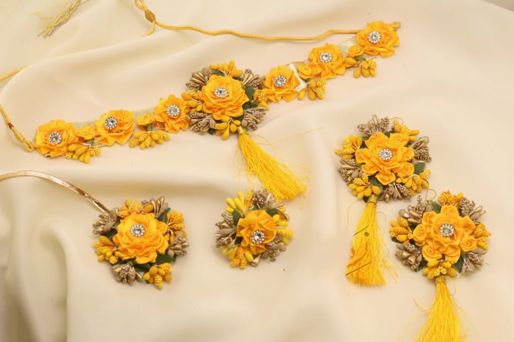 The Vibrant Bloom Mehndi Set Collection